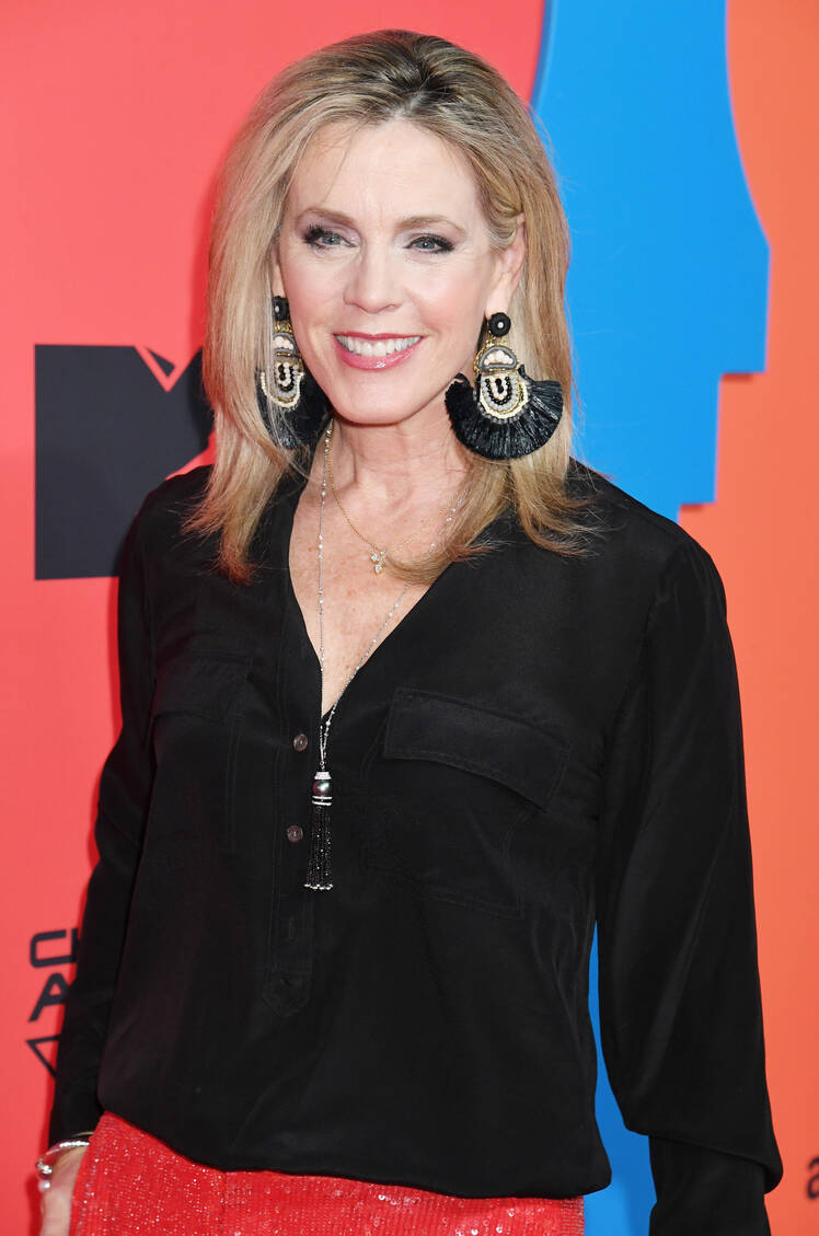 Deborah Norville Shares Secrets for a 'Happy' Life (Exclu)