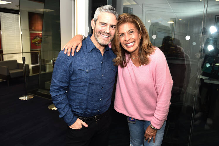 Andy Cohen Says Hoda Kotb Gave Him ‘Strength’ to Have Kids