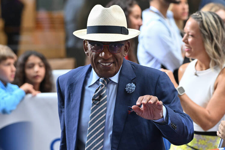 Al Roker Yells 'Make It Stop' After Cohosts Sing on Today