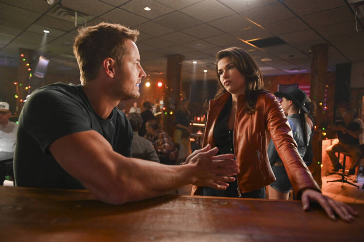 Justin Hartley Teases Wife Sofia Pernas' Upcoming Tracker Appearance