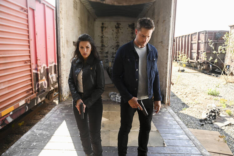 Justin Hartley Teases Wife Sofia Pernas' Upcoming Tracker Appearance