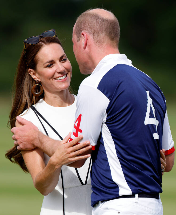 Prince William Kisses Kate Middleton in Valentine's Day Photo