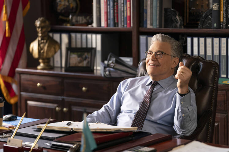 Is Al Franken in The Residence? His Senator Role in Netflix Show
