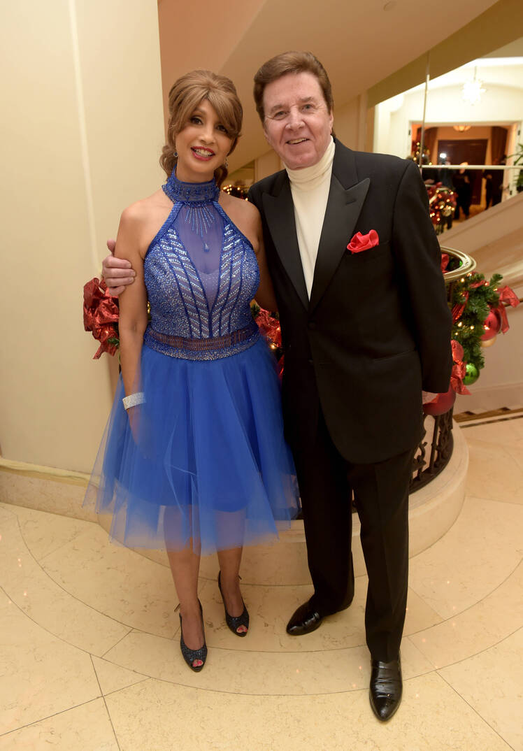 Bobby Sherman’s Wife Says Singer's Stage 4 Cancer 'Spread Everywhere'