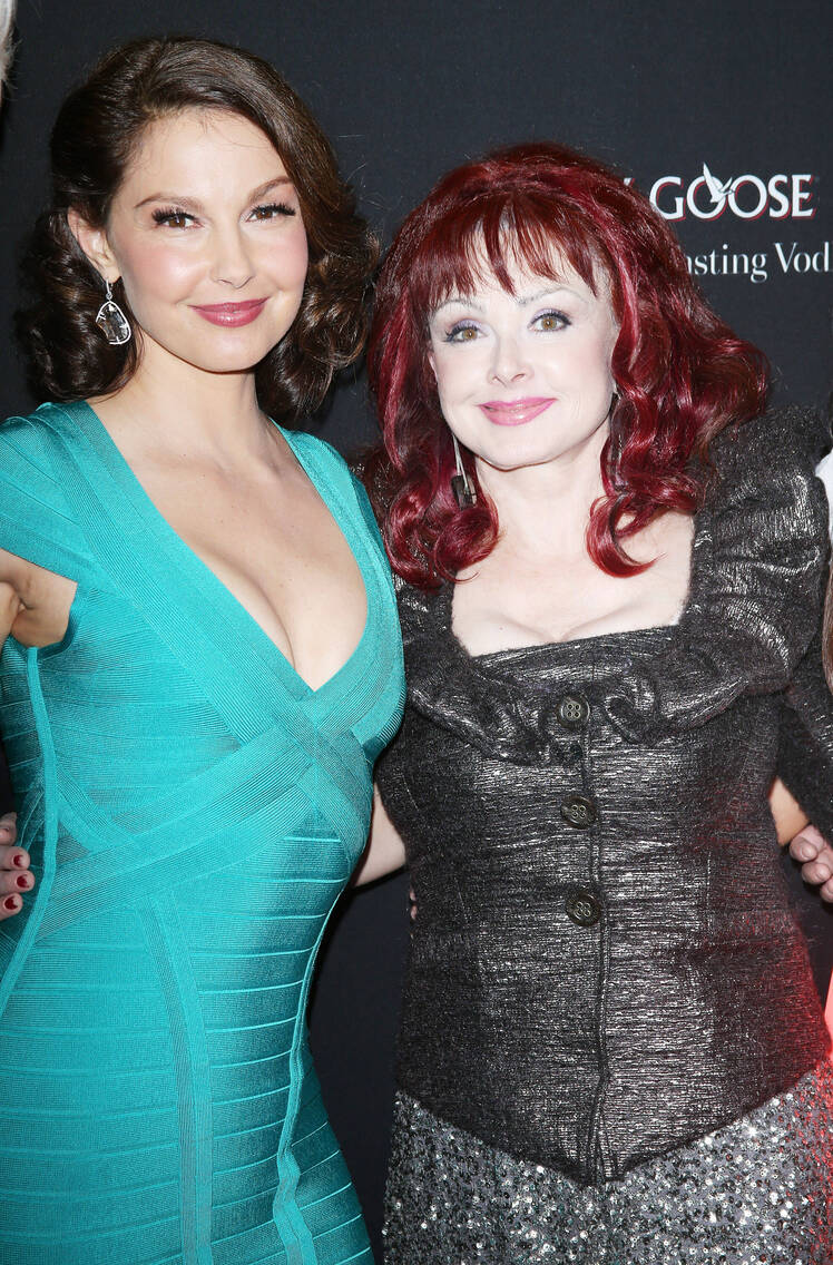 GettyImages-164005192 Ashley Judd Recalls Final Conversation With Late Mom Naomi Judd