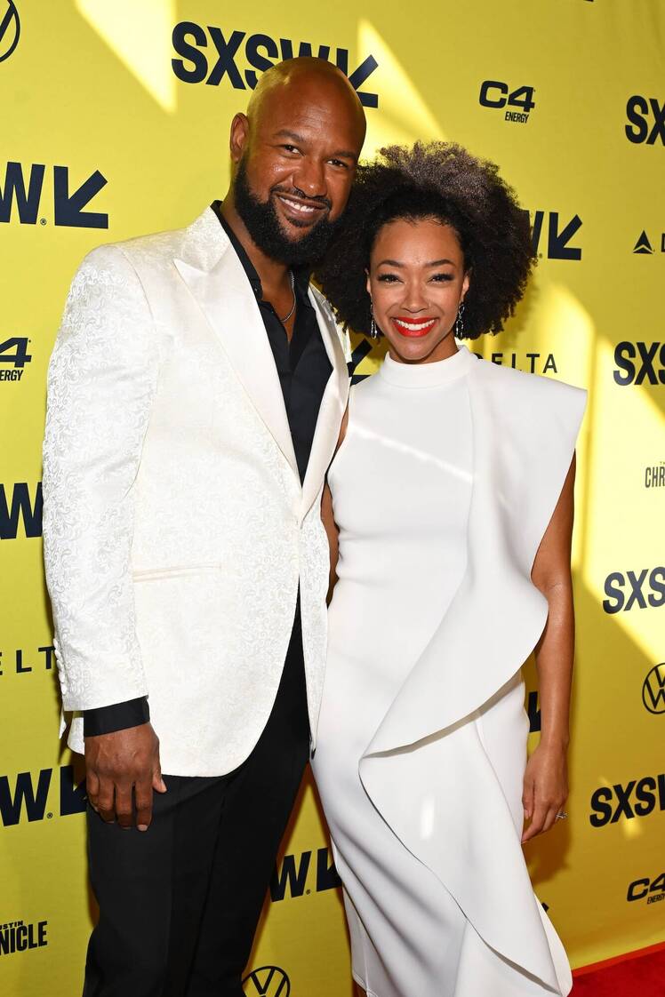 Who Is Sonequa Martin-Green Married To? Meet Husband Kenric Green