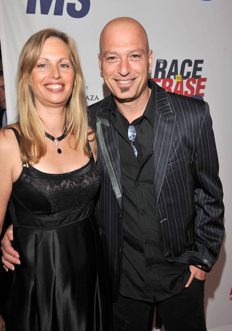 Howie Mandel and Wife Terry 'Scared Straight' by Collapses (EXCL)
