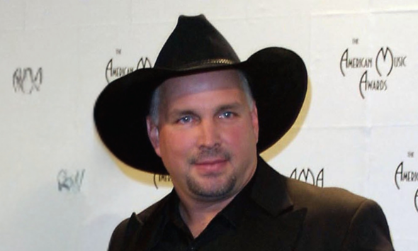 Garth Brooks AMA Awards 2002